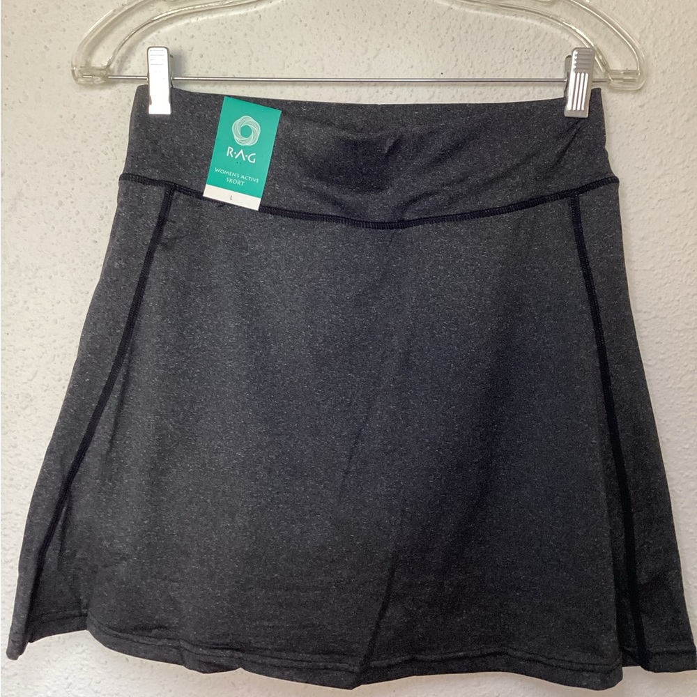 Women’s Skort- Size: Large